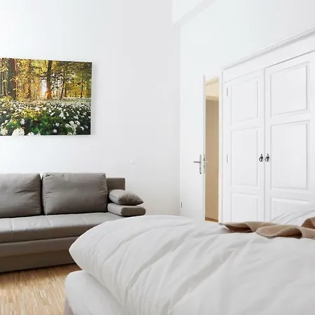 Sc 02 By Rockchair Apartments L Superhost Status L 4 Bedrooms Boxspringbeds 2 Bathrooms Balcony Elevator - Cozy Family & Business Flair Welcomes You! Berlin Exterior photo