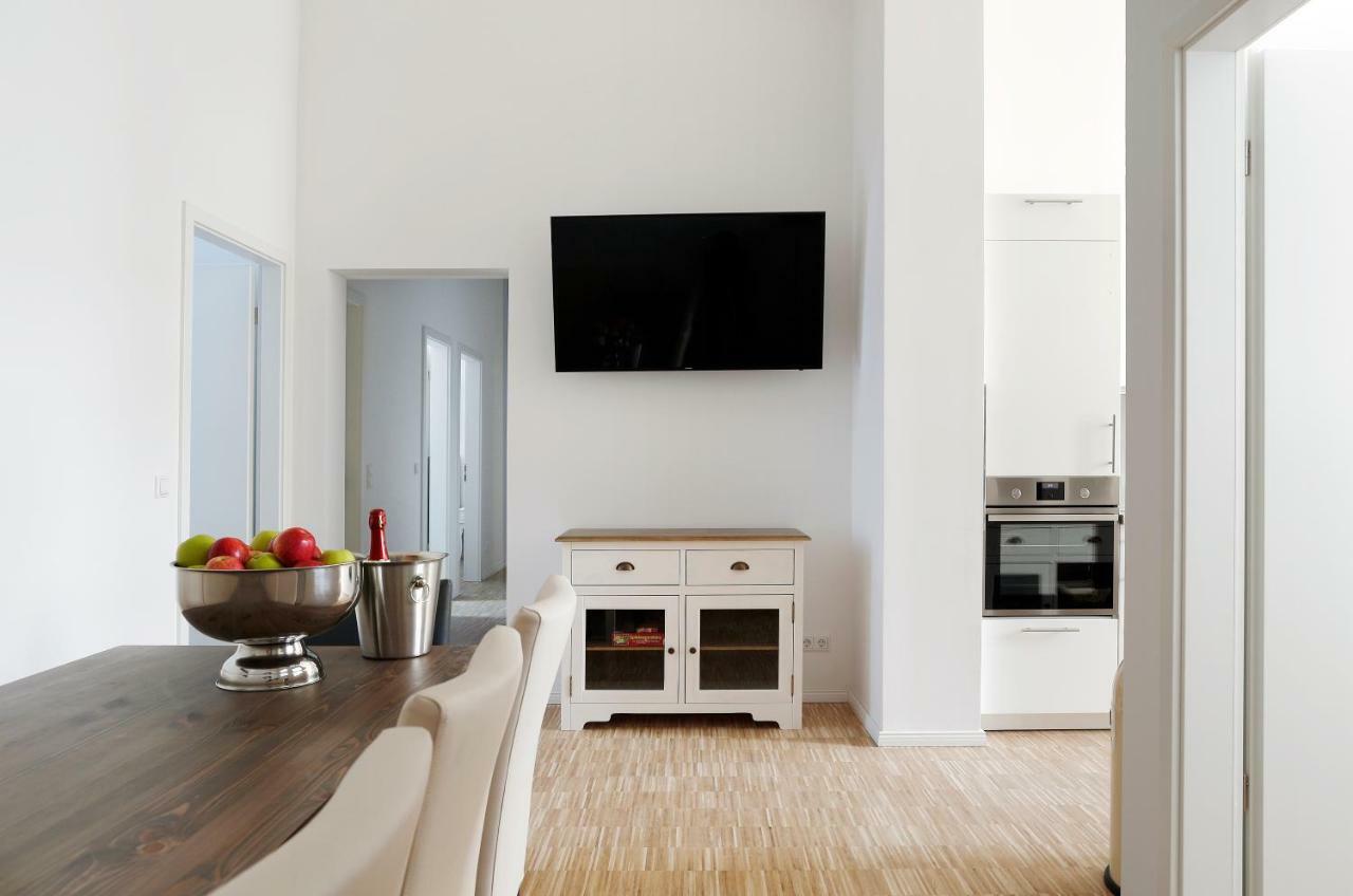 Sc 02 By Rockchair L Superhost Status L 4 Bedrooms Boxspringbeds 2 Bathrooms Balcony Elevator - Cozy Family & Business Flair Welcomes You! Apartamento *